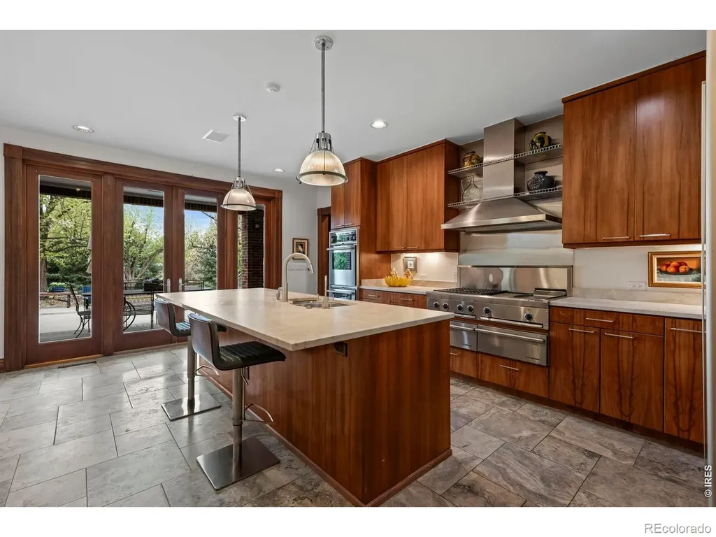 8414 Firethorn Court Niwot CO 80503