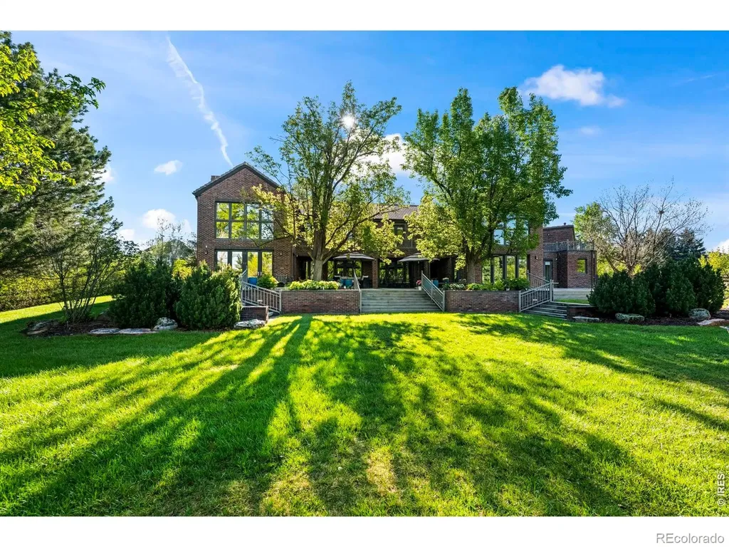 8414 Firethorn Court Niwot CO 80503