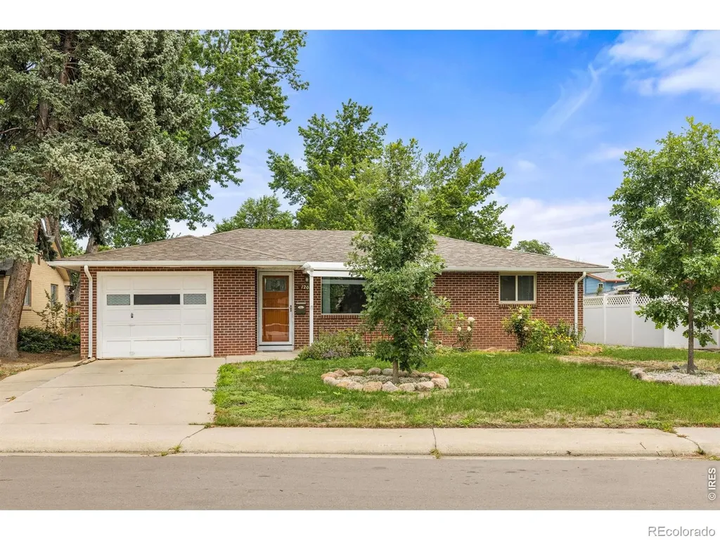 1208 Juniper Street Longmont CO 80501