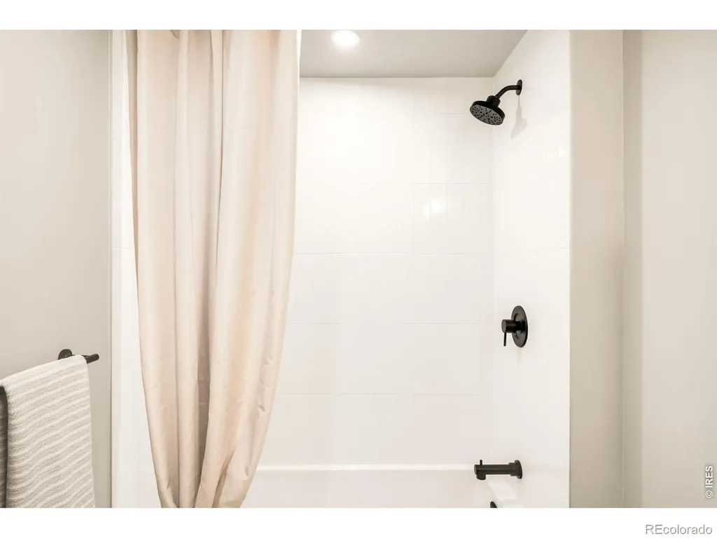 2116 Pearl Street Boulder CO 80302