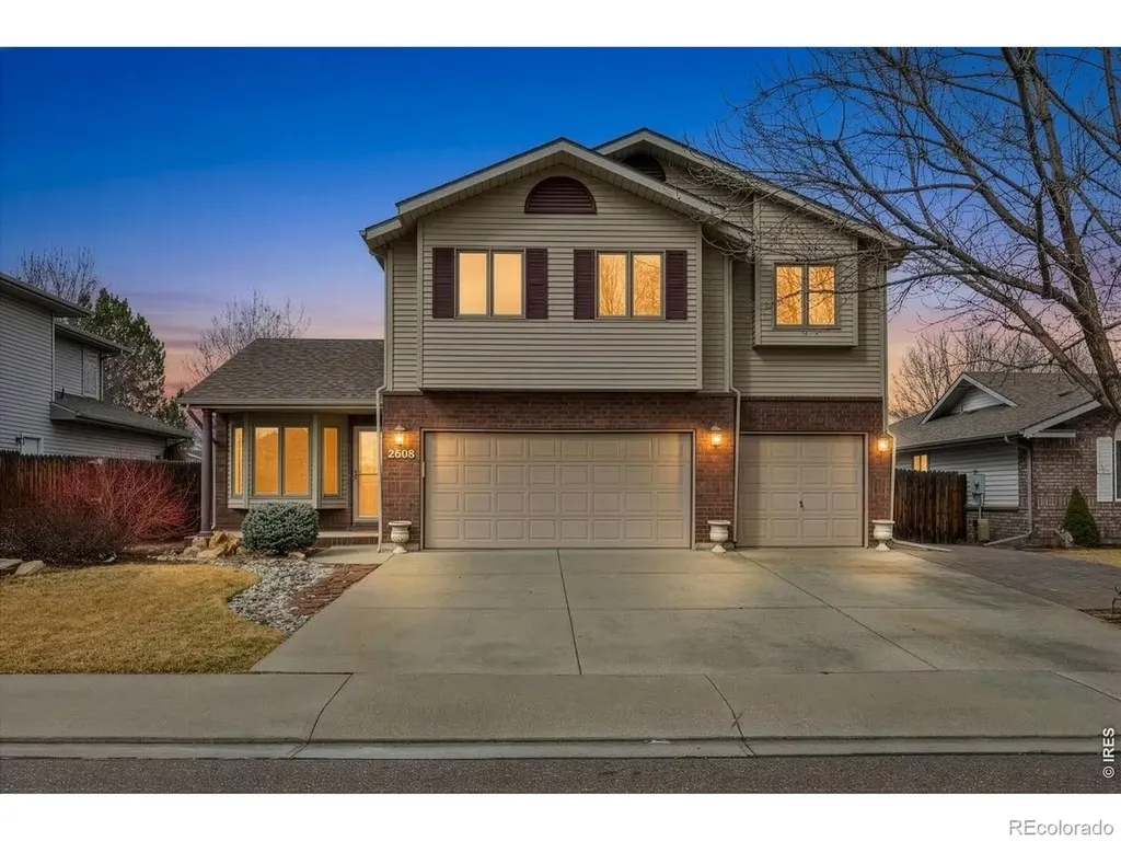 2608 Pheasant Drive Longmont CO 80503