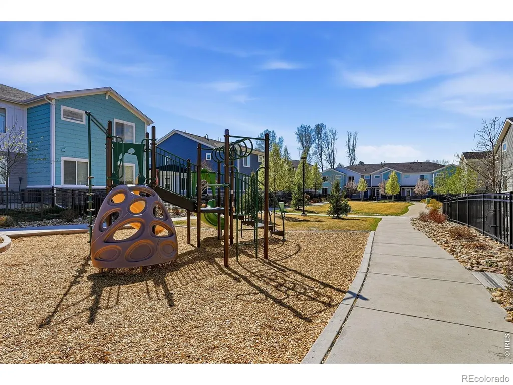728 Stonebridge Drive Longmont CO 80503
