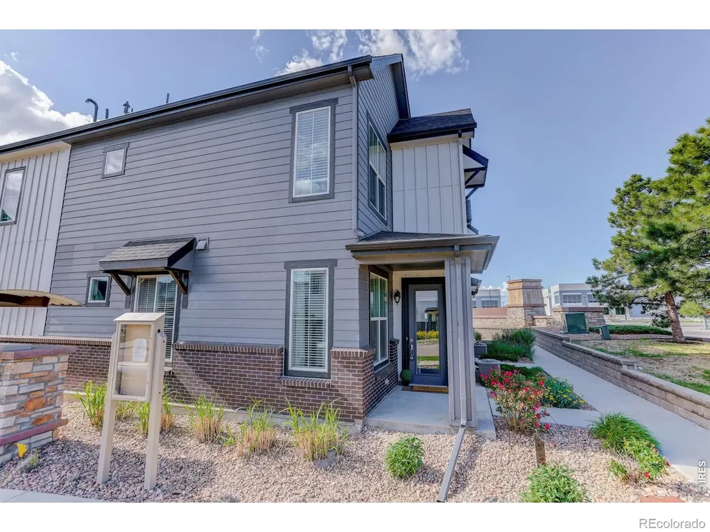 9251 Garnett Way Arvada CO 80007