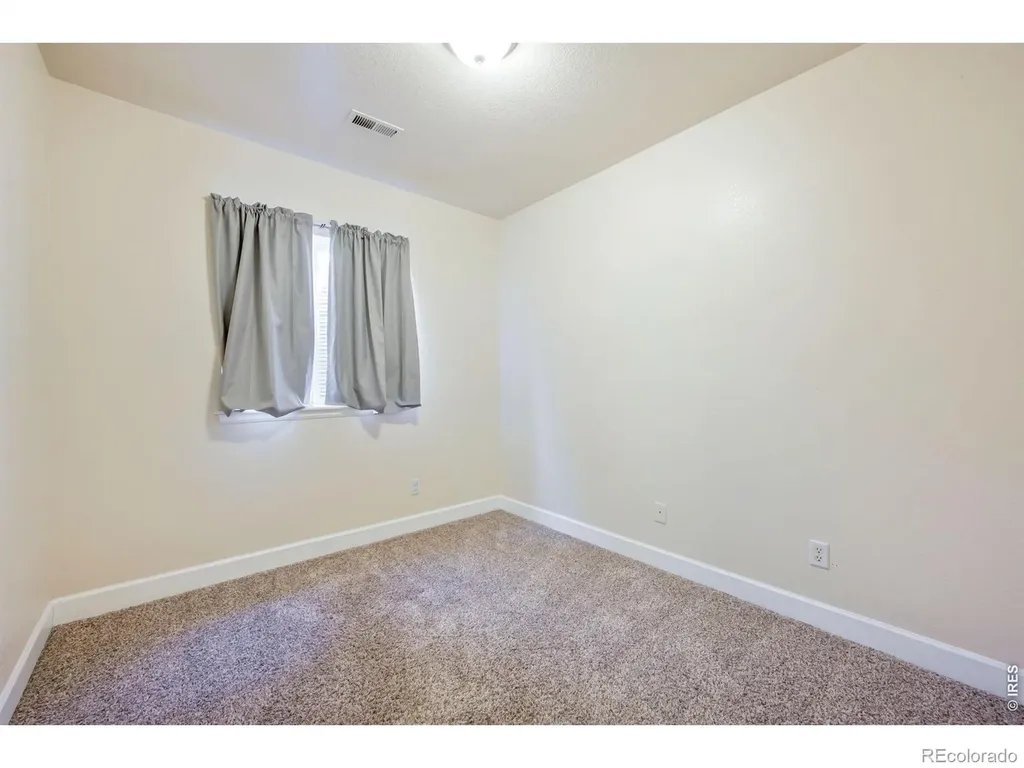 426 Heritage Lane Johnstown CO 80534