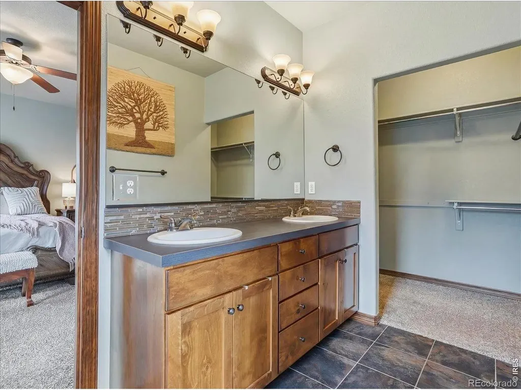 2565 Davis Ranch Road Bellvue CO 80512