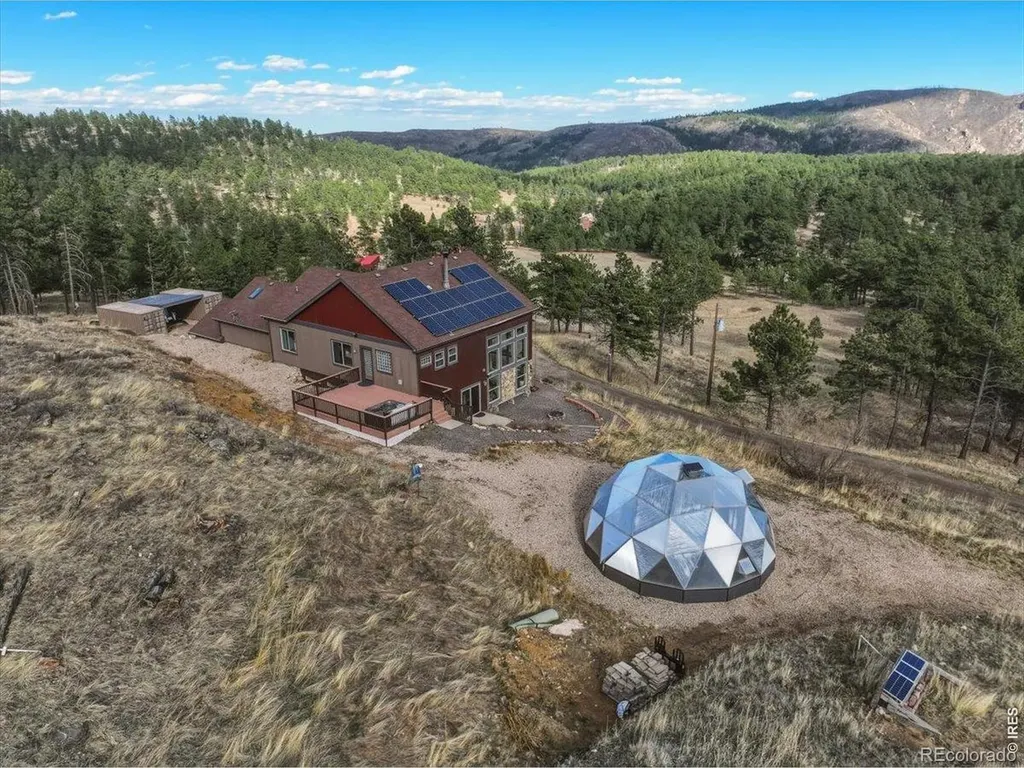 2565 Davis Ranch Road Bellvue CO 80512