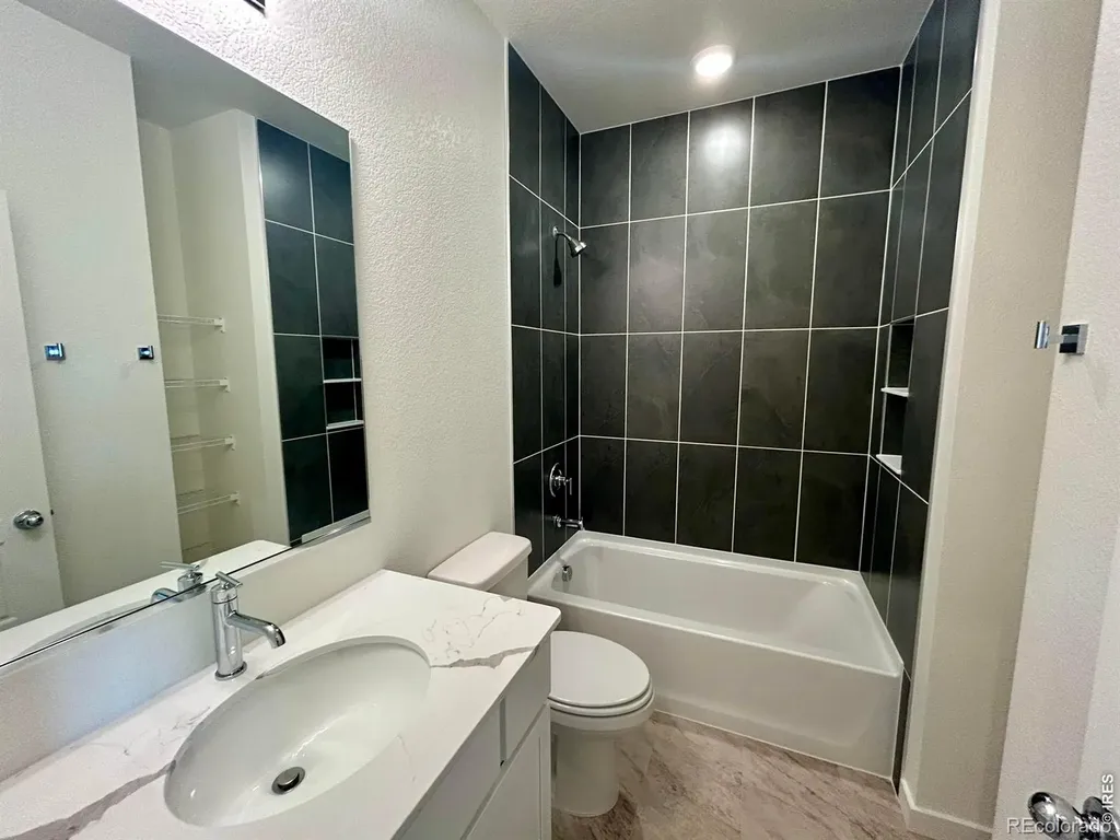 230 Buckboard Drive Hudson CO 80642