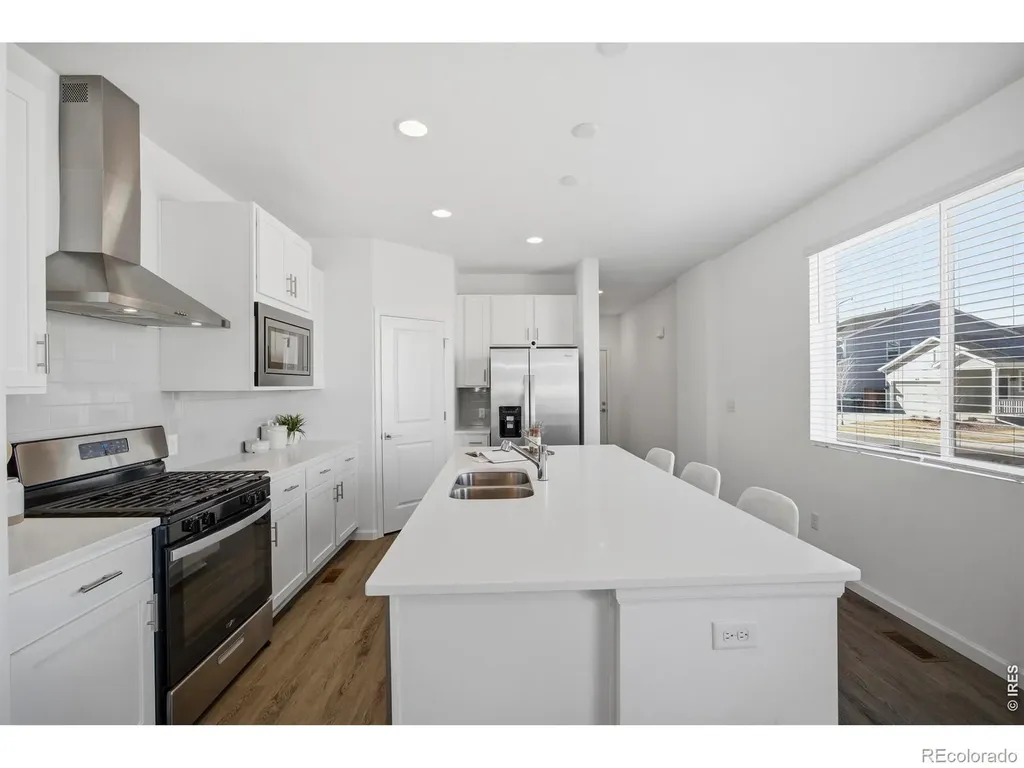 438 Overbrook Lane Longmont CO 80504