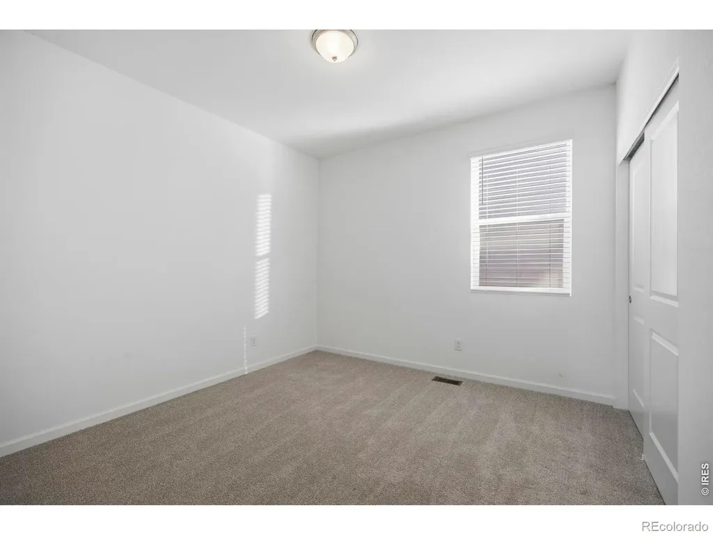 438 Overbrook Lane Longmont CO 80504
