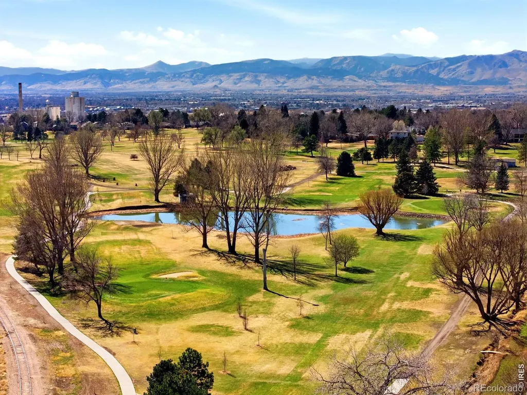 438 Overbrook Lane Longmont CO 80504