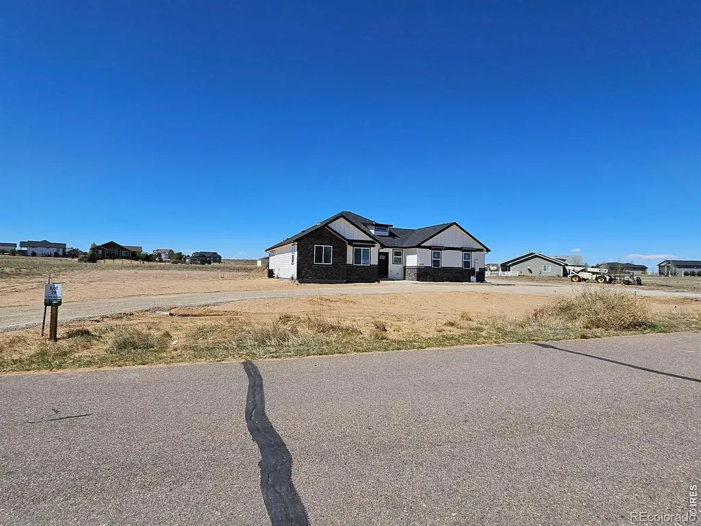 16505 Fairbanks Court N Platteville CO 80651