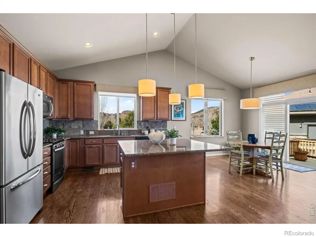400 Carter Drive Lyons CO 80540