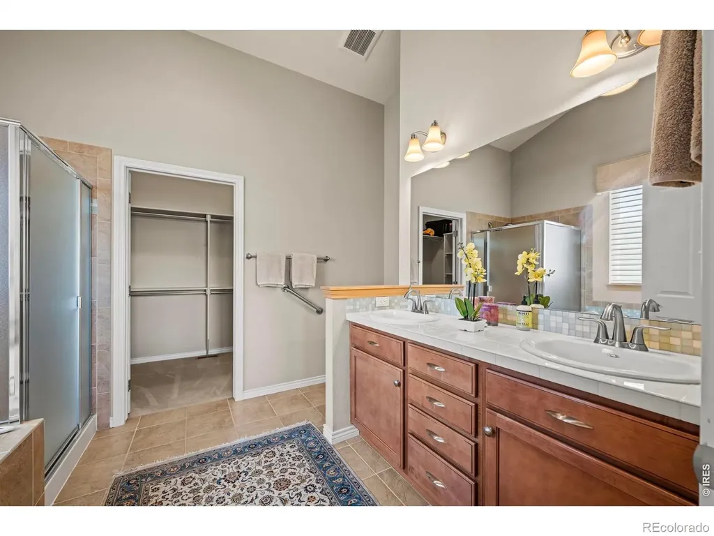 400 Carter Drive Lyons CO 80540