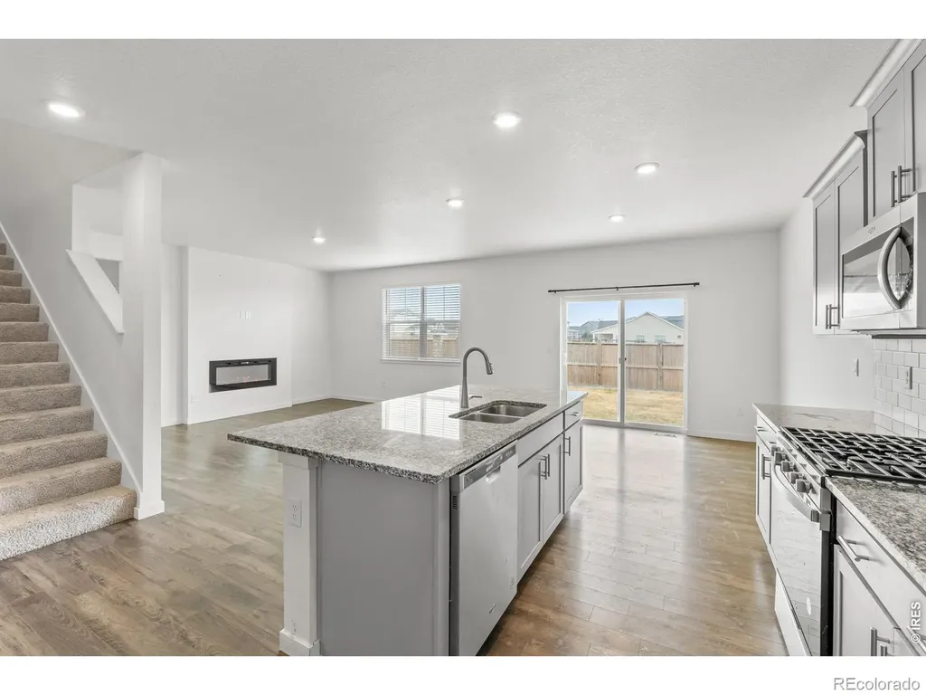 4412 Garnet Way Longmont CO 80504