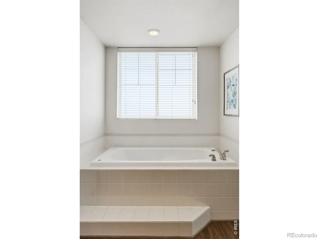 232 River View Court Longmont CO 80501
