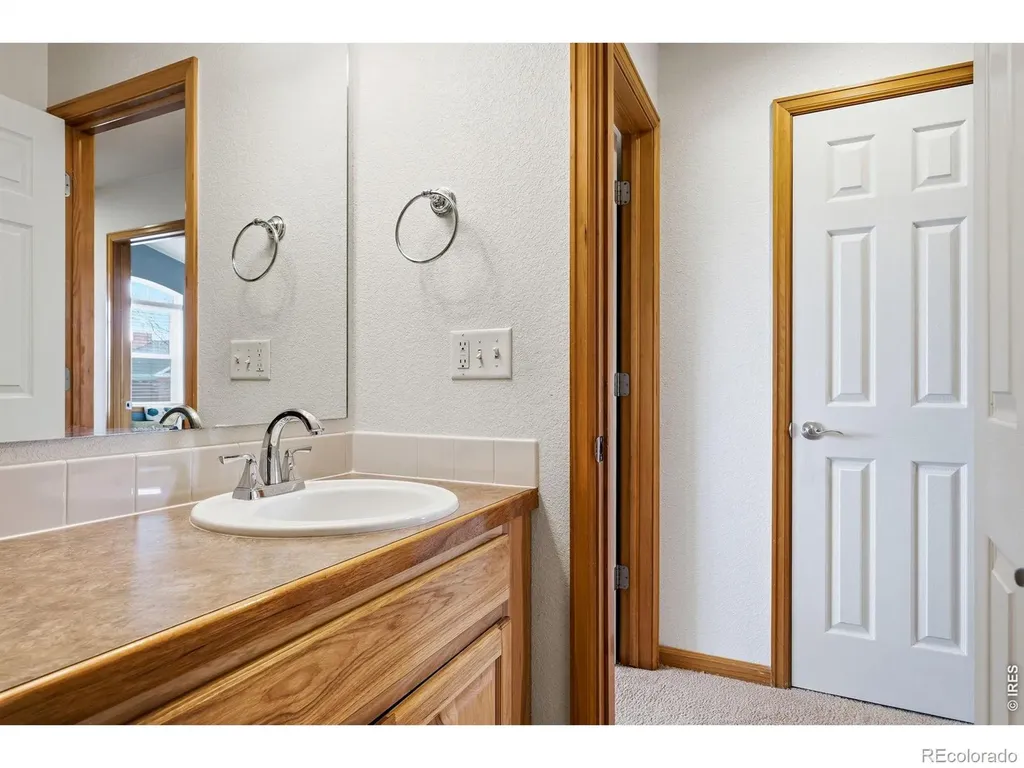 232 River View Court Longmont CO 80501