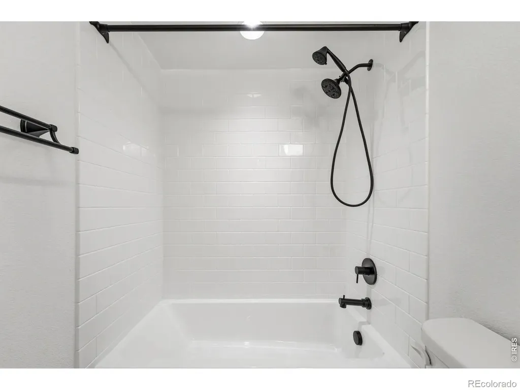 232 River View Court Longmont CO 80501