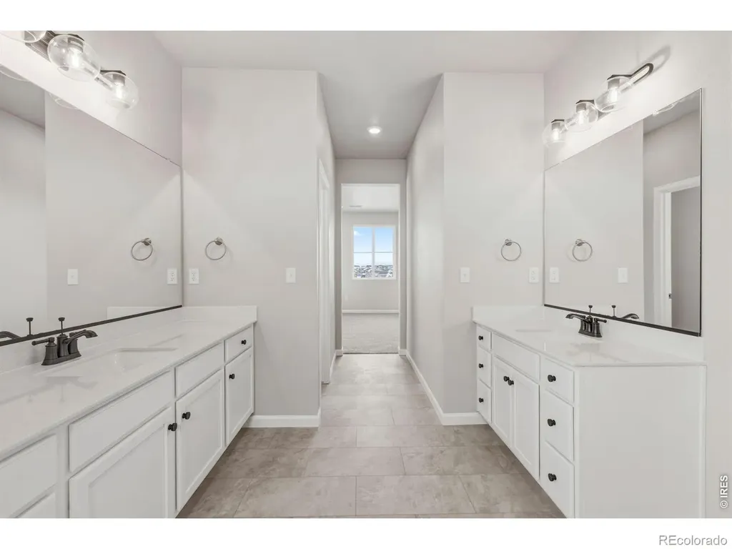 24317 E River Front Drive Aurora CO 80019