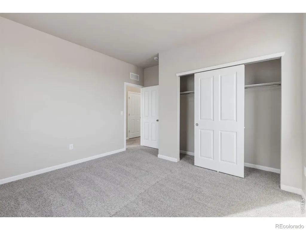 24317 E River Front Drive Aurora CO 80019