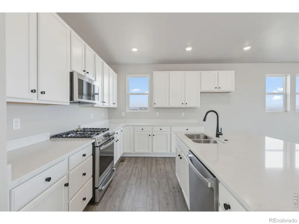 24317 E River Front Drive Aurora CO 80019