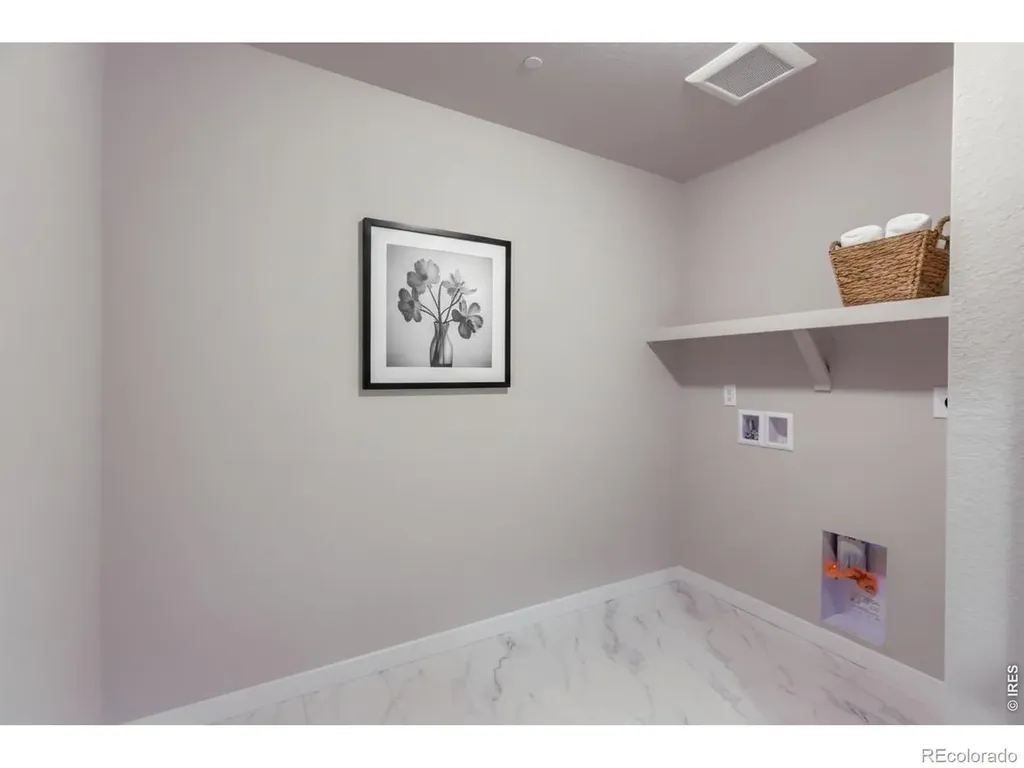 2844 Bear Springs Circle Longmont CO 80503