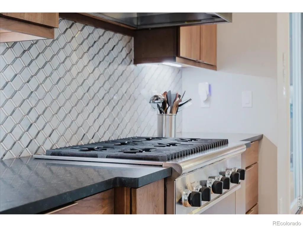8568 Foxhaven Court Niwot CO 80503