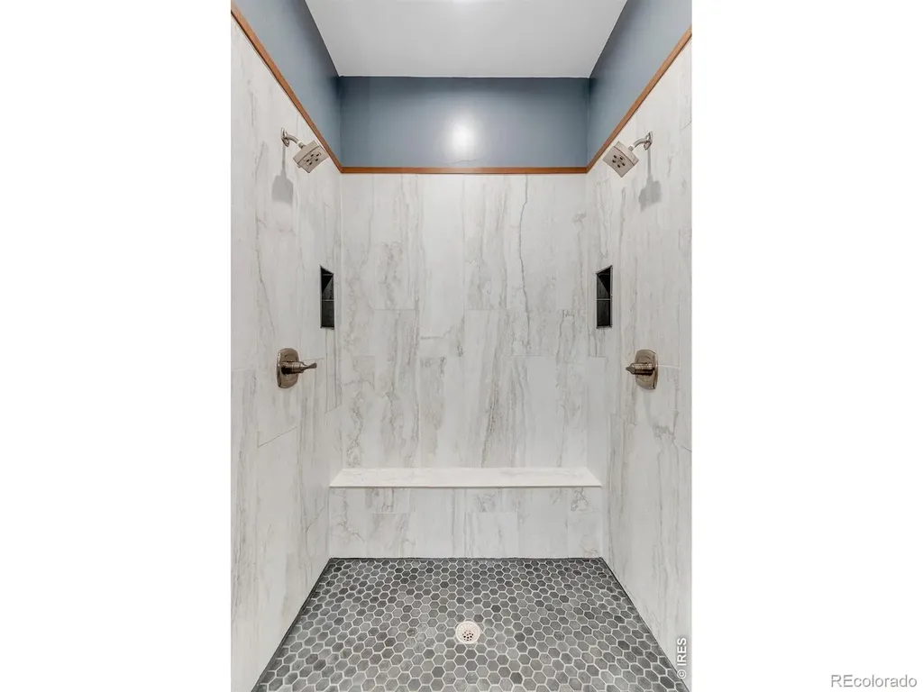 8568 Foxhaven Court Niwot CO 80503