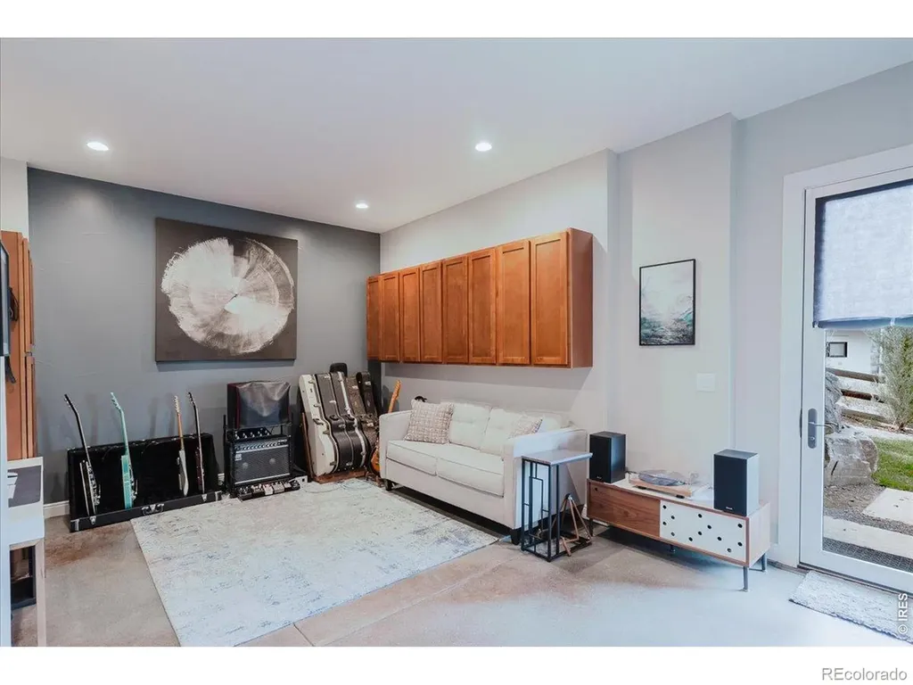 8568 Foxhaven Court Niwot CO 80503