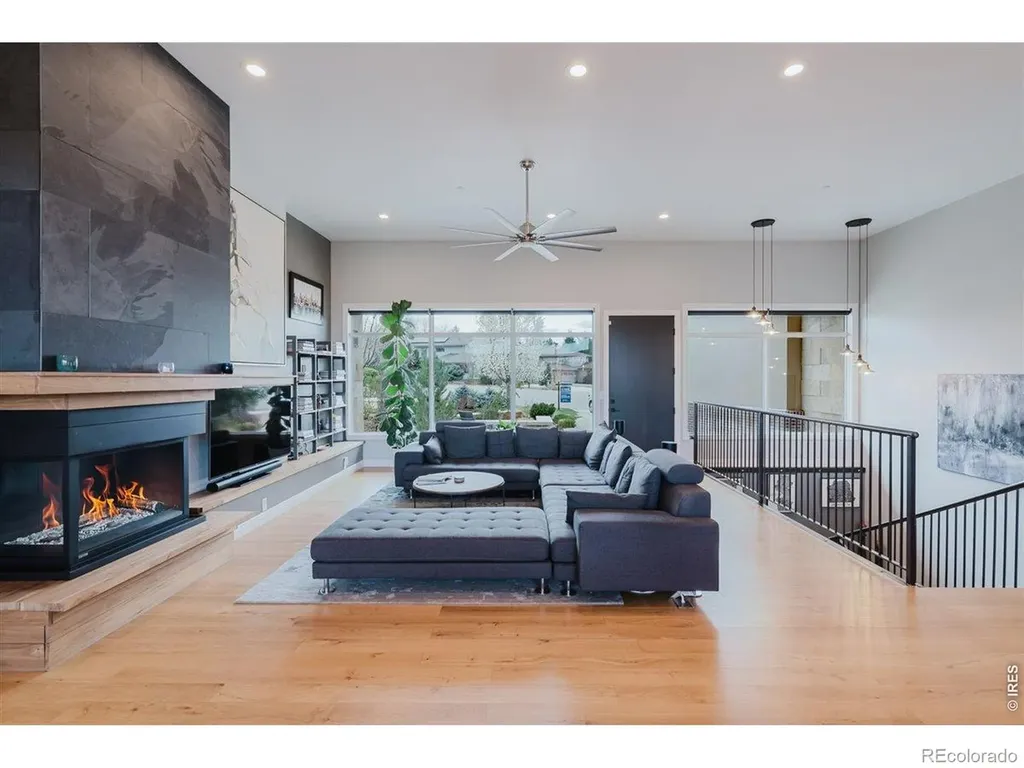 8568 Foxhaven Court Niwot CO 80503
