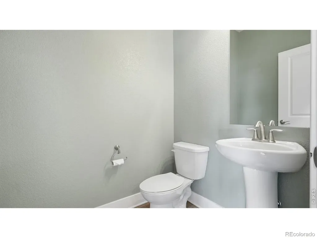 3333 Apple Blossom Lane Greeley CO 80634