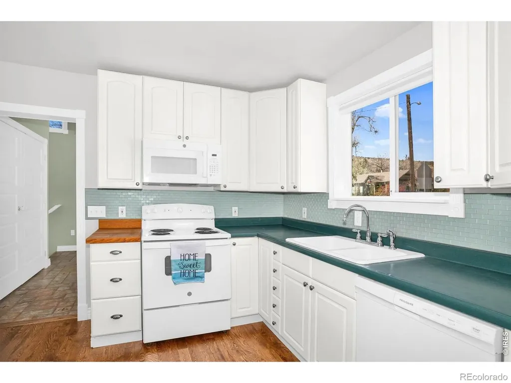 421 Stickney Avenue Lyons CO 80540