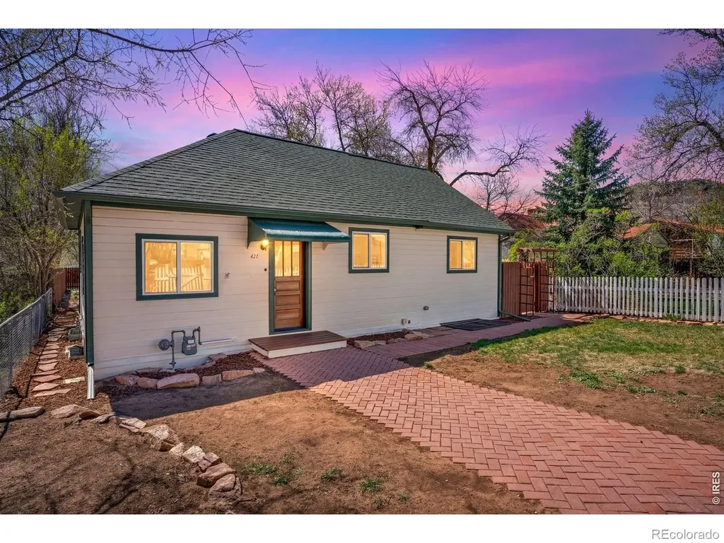 421 Stickney Avenue Lyons CO 80540