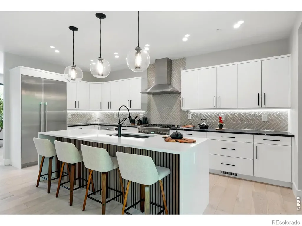 2860 Table Mesa Drive Boulder CO 80305