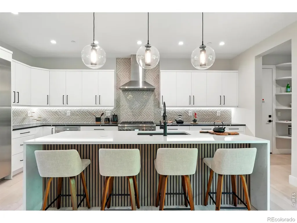 2860 Table Mesa Drive Boulder CO 80305