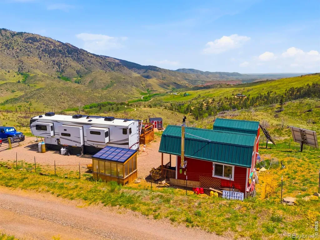 957 Stringtown Gulch Road Bellvue CO 80512