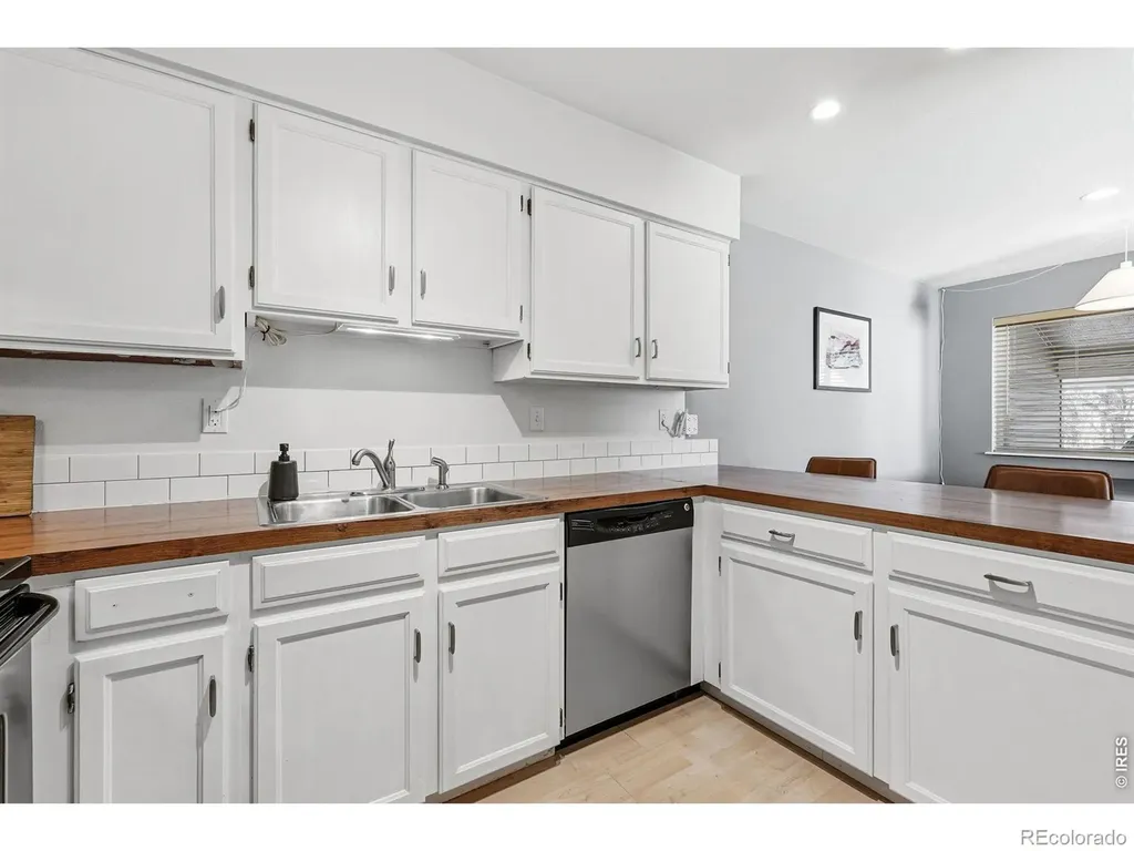 2936 Eagle Way Boulder CO 80301