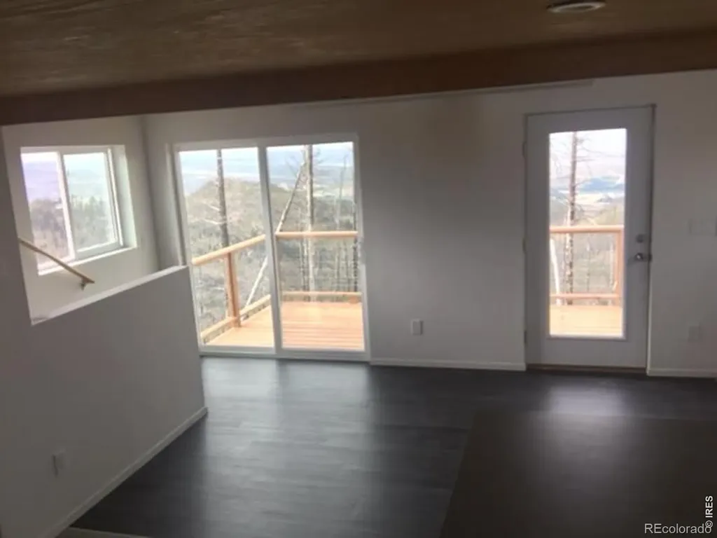 2518 Whale Rock Road Bellvue CO 80512