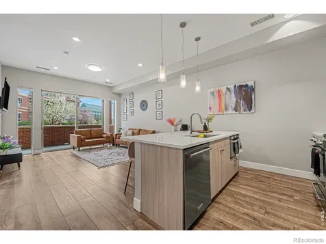 4885 S Monaco Street Denver CO 80237