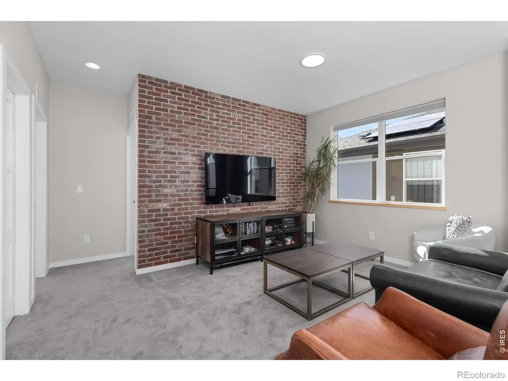 5687 Cottontail Drive Longmont CO 80503