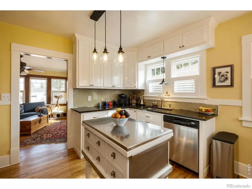 904 Charlotte Street Johnstown CO 80534