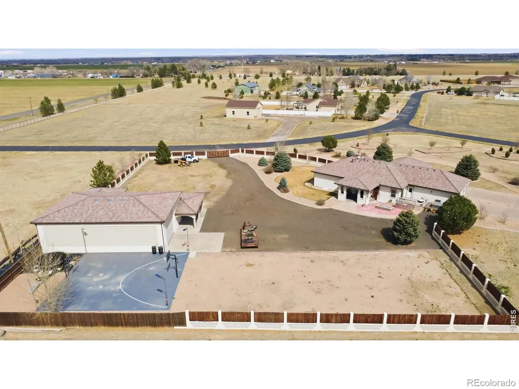 33 Stagecoach Lane Fort Morgan CO 80701