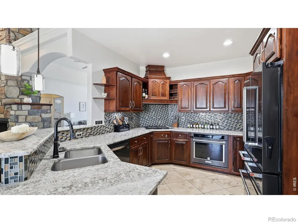 33 Stagecoach Lane Fort Morgan CO 80701