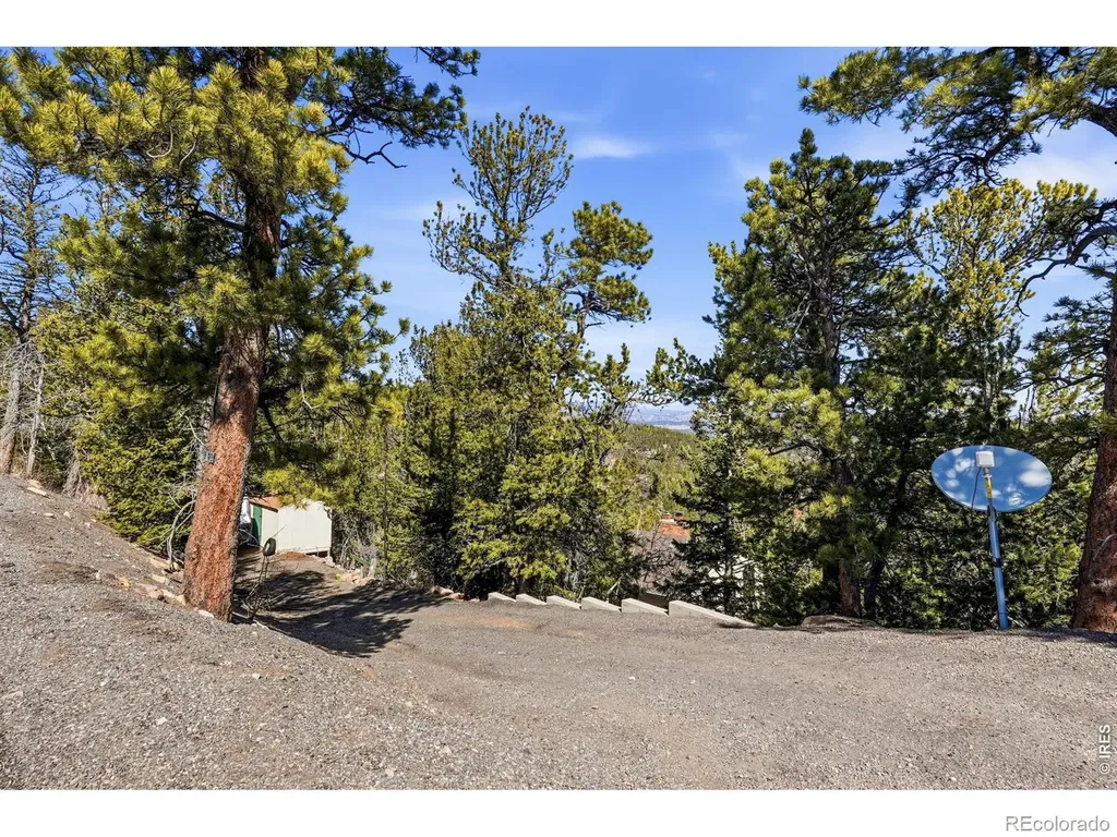 33090 Janelle Circle Golden CO 80403