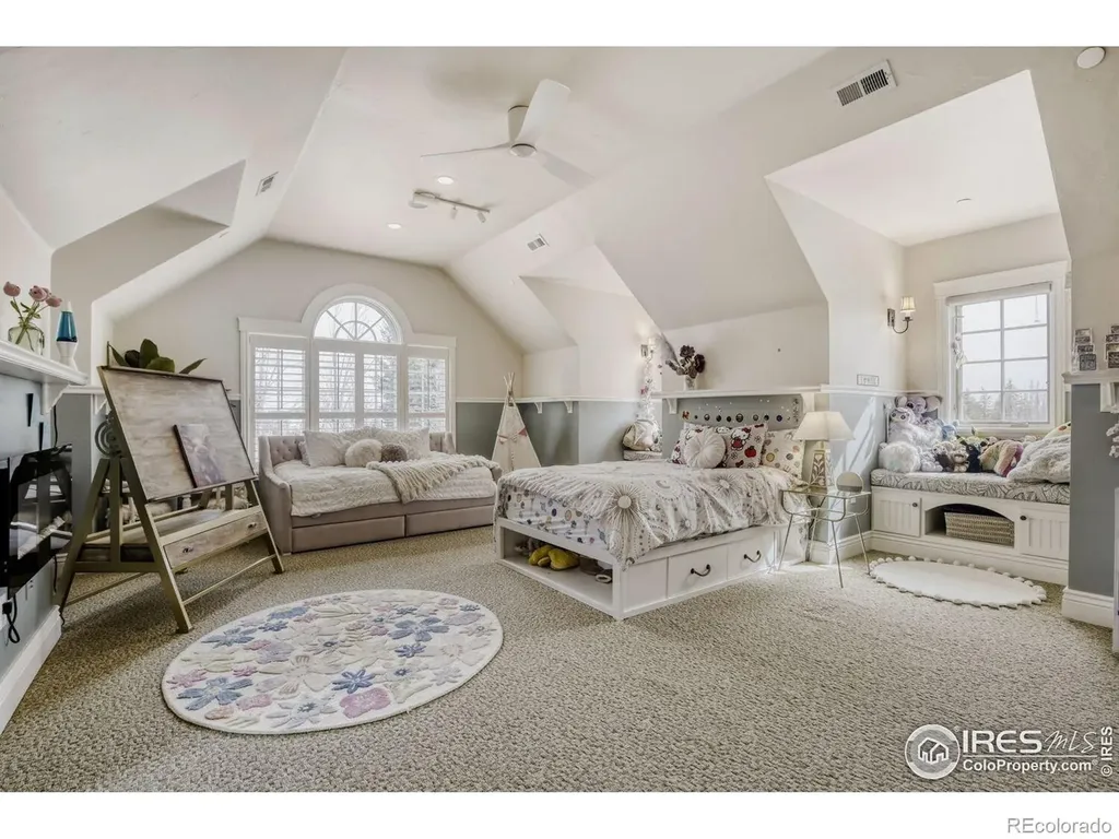 7677 Portico Place Longmont CO 80503