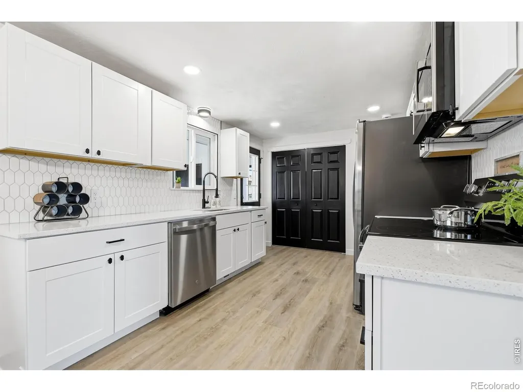 1239 Sunset Street Longmont CO 80501
