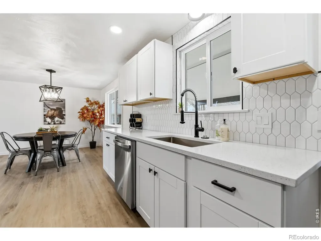 1239 Sunset Street Longmont CO 80501