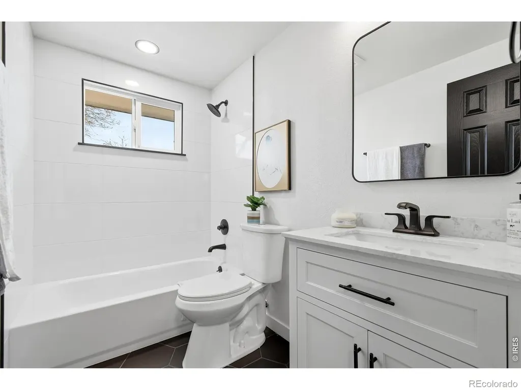 1239 Sunset Street Longmont CO 80501