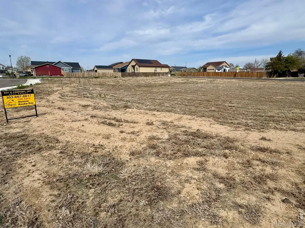 45 Johnson Court Keenesburg CO 80643