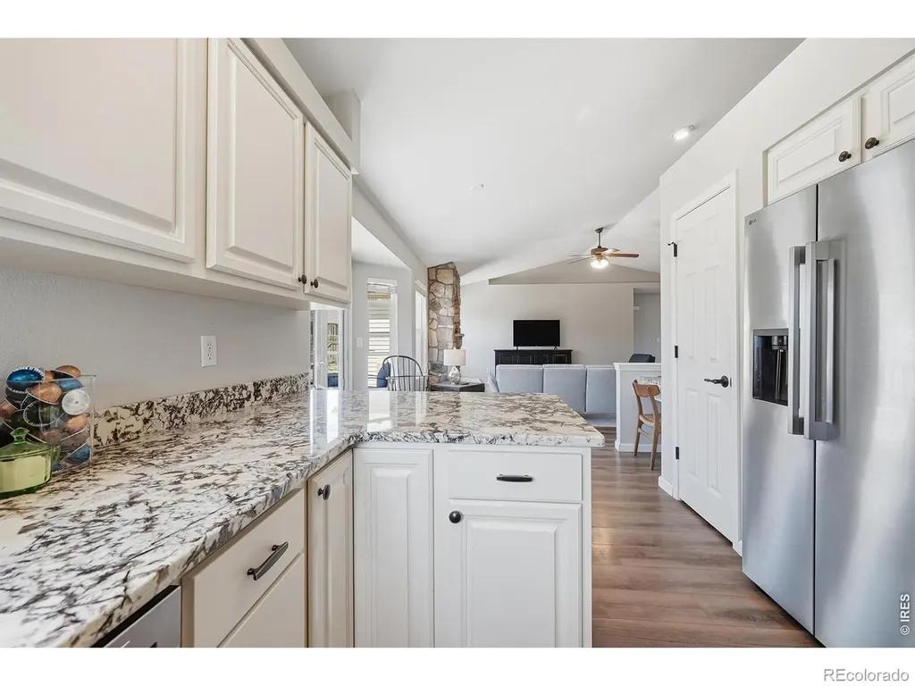 338 Hawthorne Avenue Johnstown CO 80534
