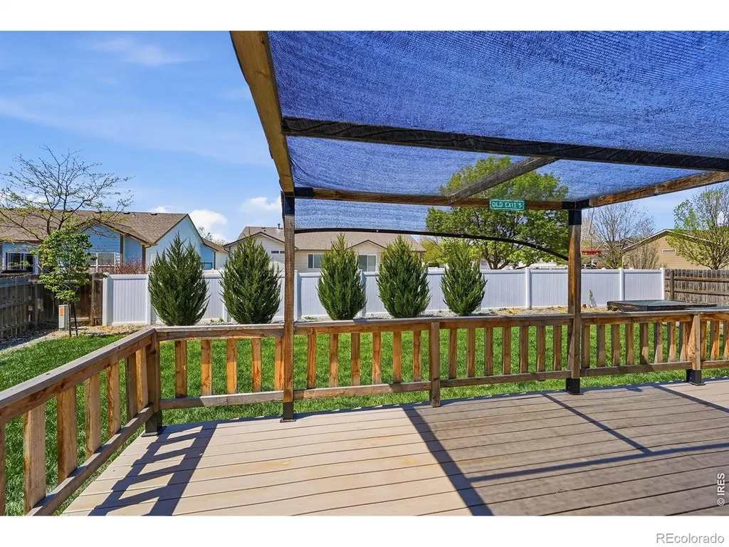 338 Hawthorne Avenue Johnstown CO 80534